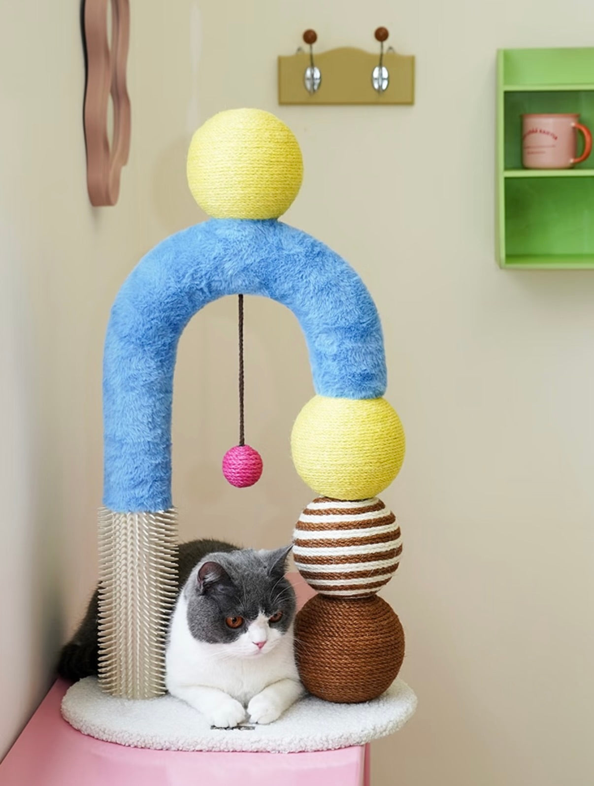 zeze Cat Arch Tree with Balls and Rubbing Pole